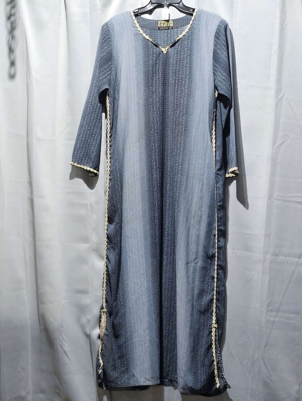 Abaya Styled Saudi Arabian Embroidered Maxi Robe/Dress - Picture 2 of 8